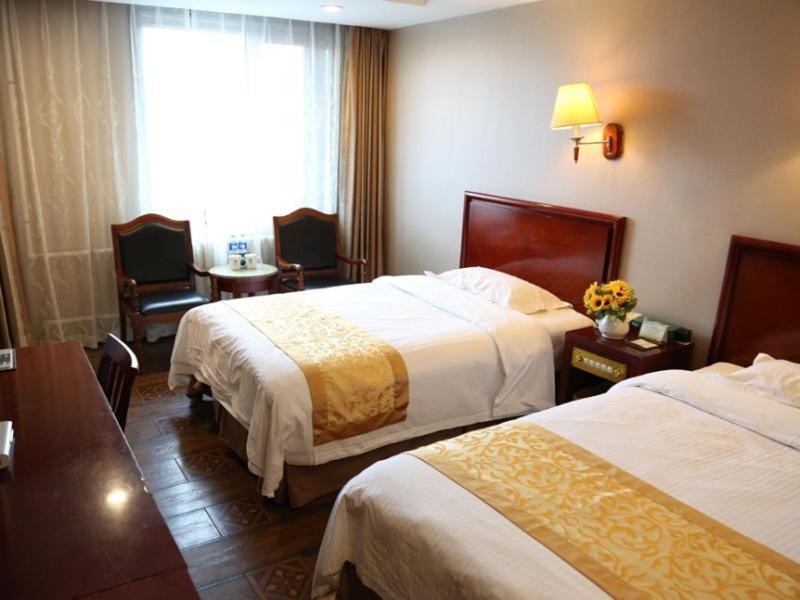 Greentree Inn Heilongjiang Harbin Zhongyang Street Business Hotel מראה חיצוני תמונה