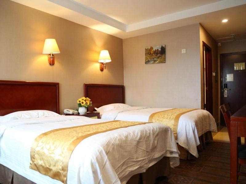 Greentree Inn Heilongjiang Harbin Zhongyang Street Business Hotel מראה חיצוני תמונה