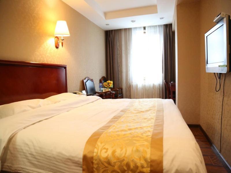 Greentree Inn Heilongjiang Harbin Zhongyang Street Business Hotel מראה חיצוני תמונה