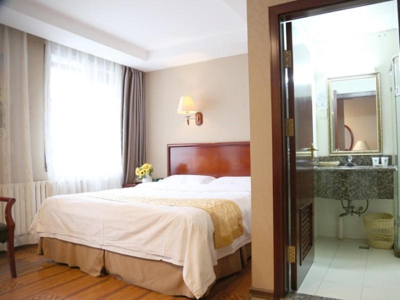 Greentree Inn Heilongjiang Harbin Zhongyang Street Business Hotel מראה חיצוני תמונה