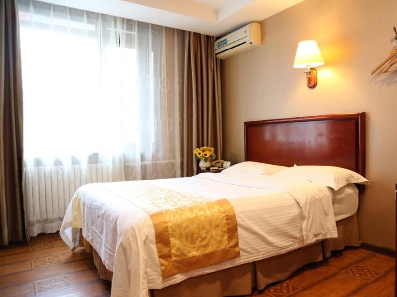Greentree Inn Heilongjiang Harbin Zhongyang Street Business Hotel מראה חיצוני תמונה