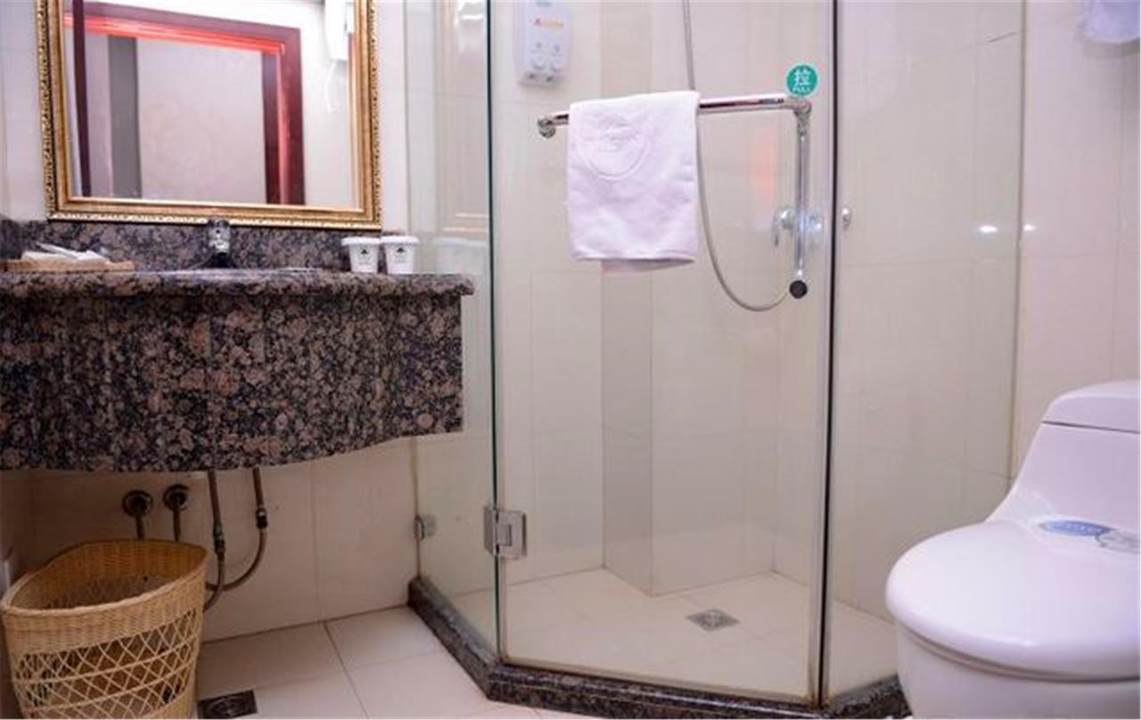 Greentree Inn Heilongjiang Harbin Zhongyang Street Business Hotel מראה חיצוני תמונה